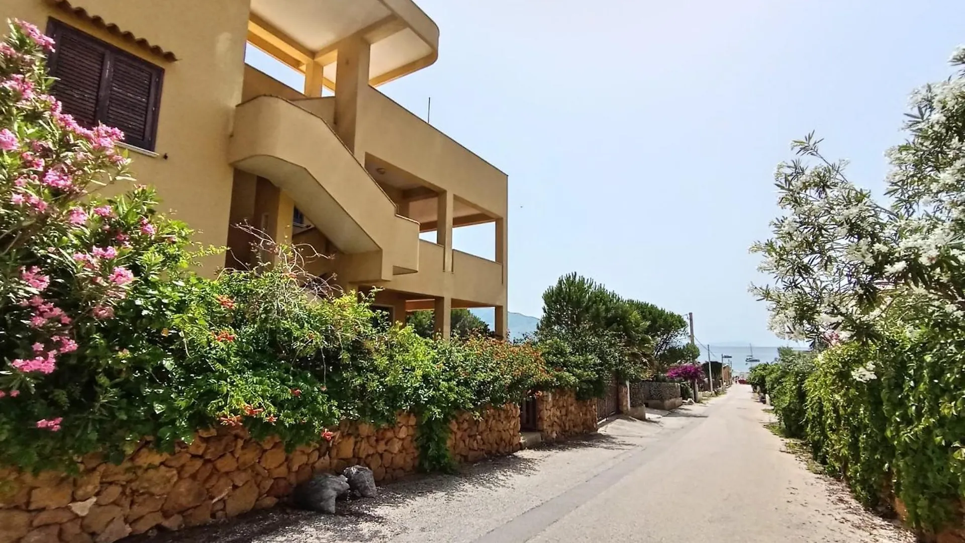Lodge Il Rustico Di Pino Villa Custonaci